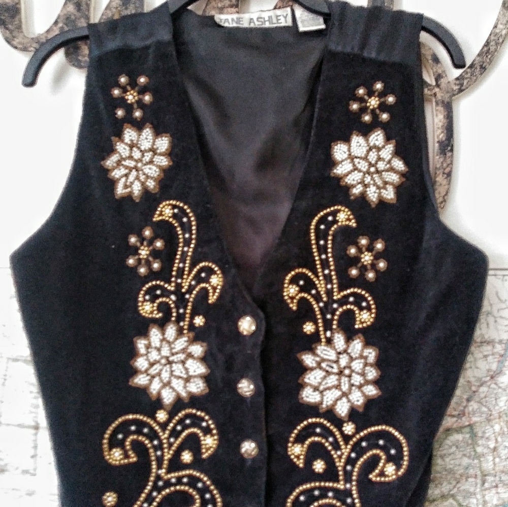 Vintage embroidered velvet western hippie vest - Picture 4 of 6